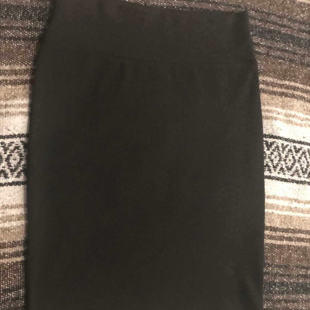 Black LulaRoe Cassie Skirt